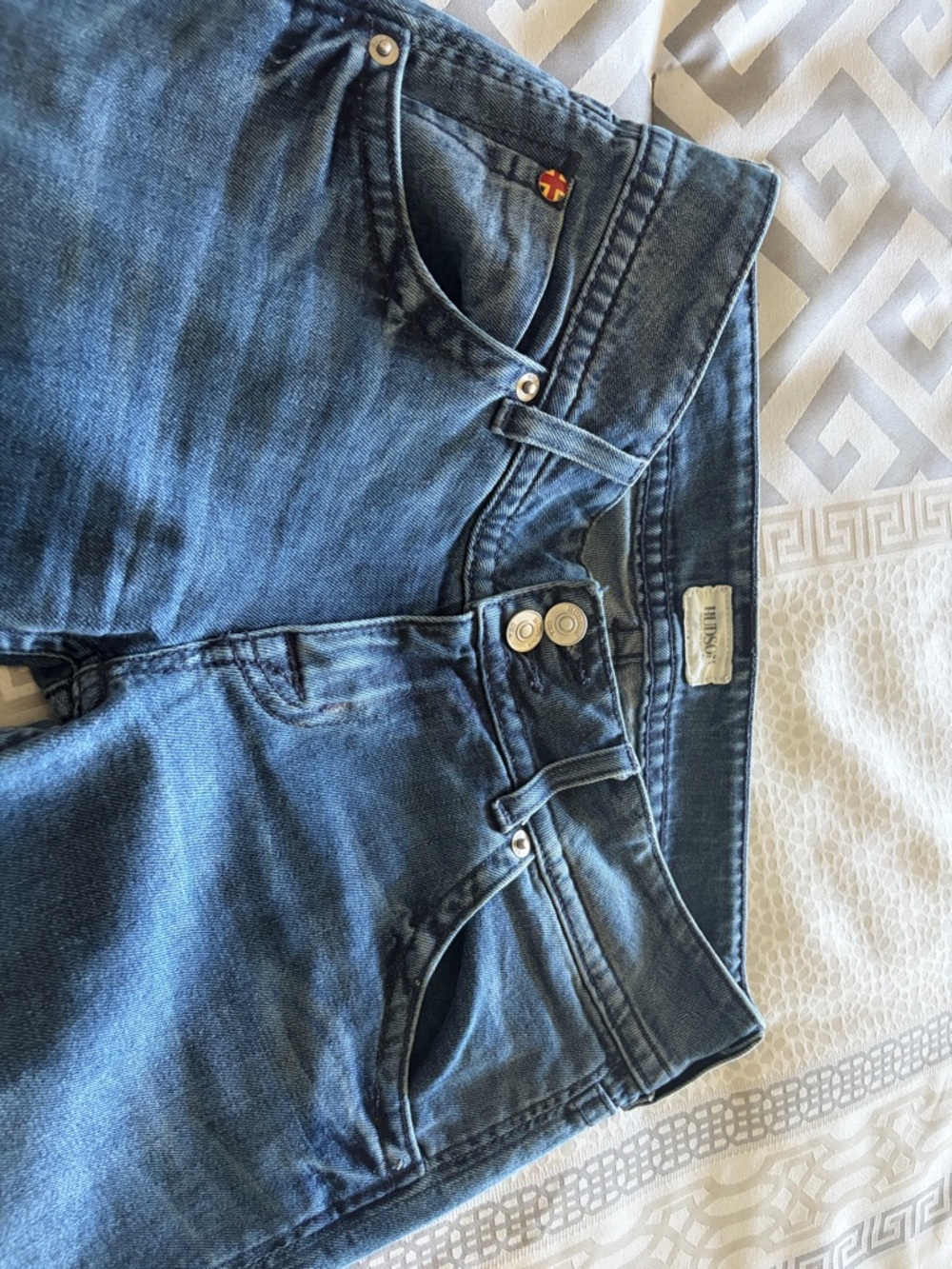 Hudson Jeans Medium Blue Flare Women's Denim - Picture 2 of 4